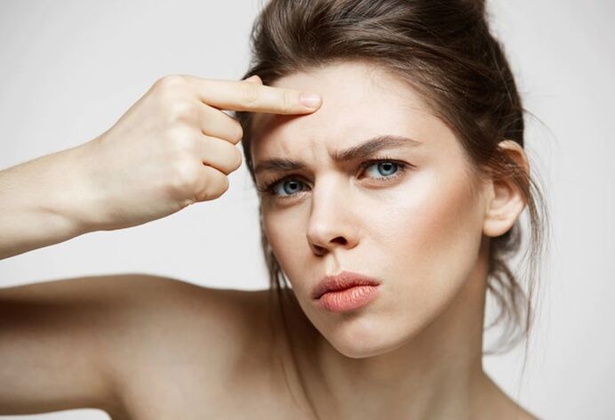 Para se të përdorni barishte kundër plakjes, duhet të dini llojin e lëkurës tuaj të fytyrës. 