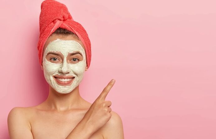 Përdorimi i një maske bimore për kujdesin dhe përtëritjen e lëkurës së fytyrës